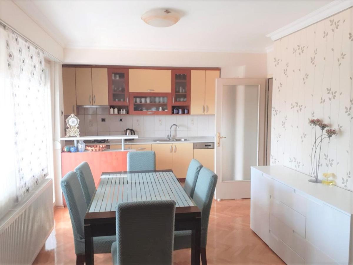 Spacious 80M2 Apartment In The Center Ljubuški 外观 照片